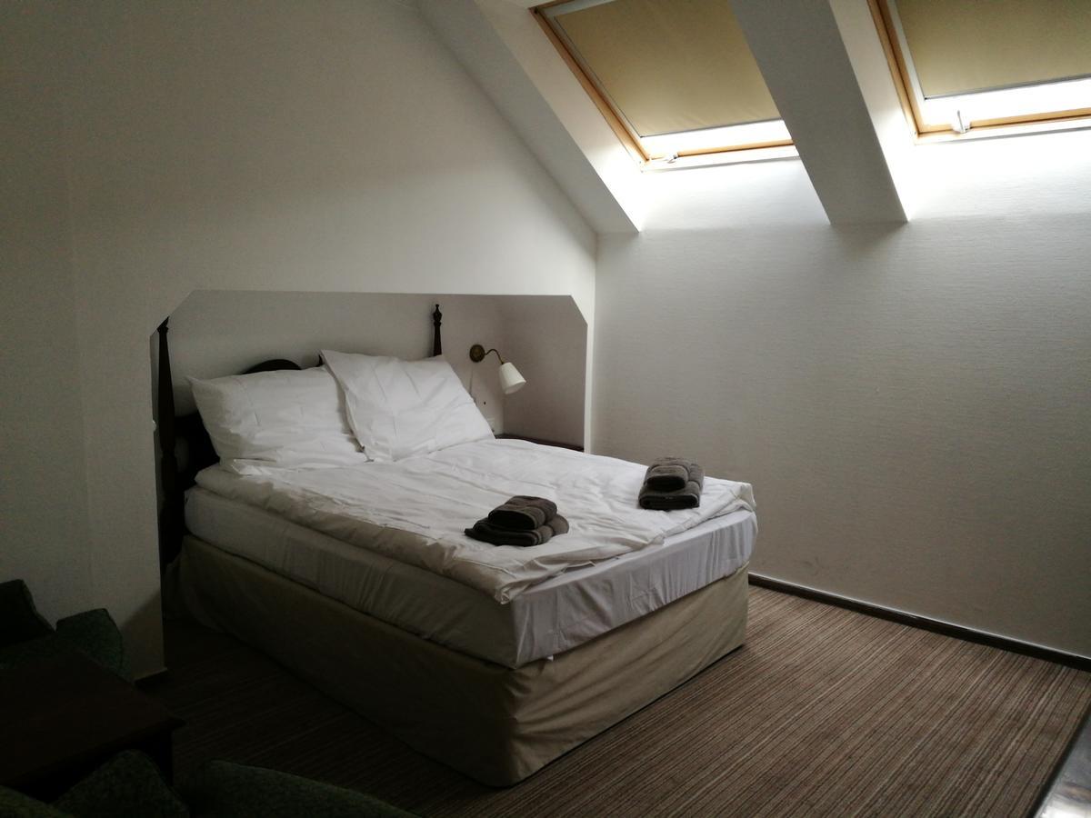 Opera Loft Rooms And Apartments Budapeste Exterior foto