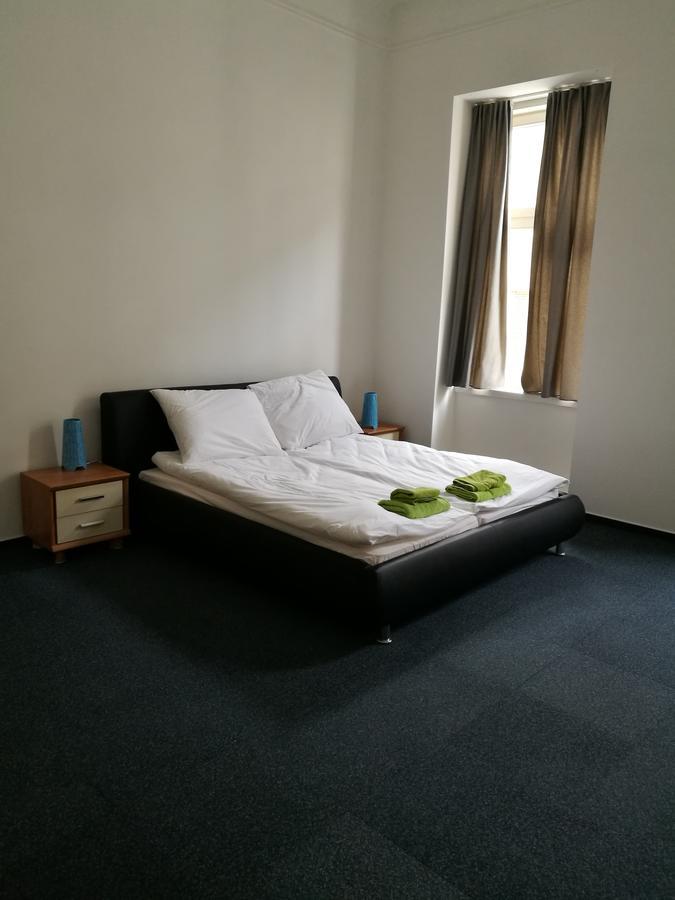 Opera Loft Rooms And Apartments Budapeste Exterior foto