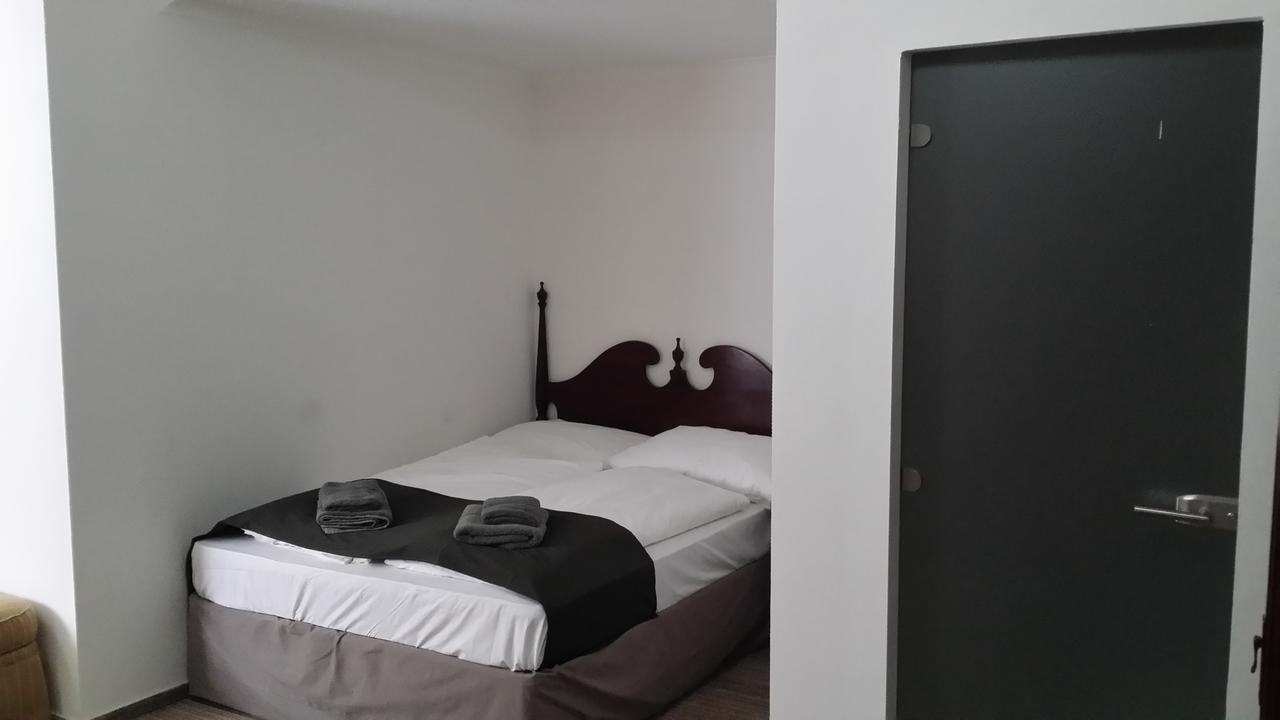 Opera Loft Rooms And Apartments Budapeste Exterior foto