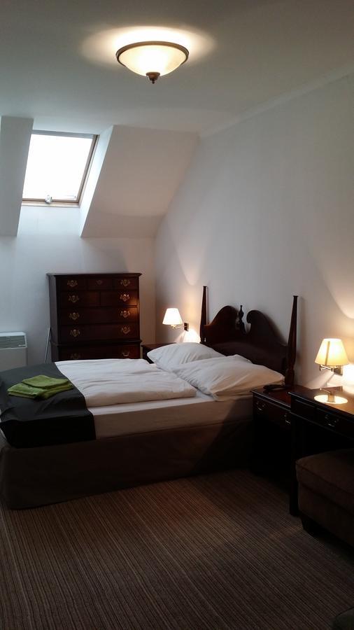 Opera Loft Rooms And Apartments Budapeste Exterior foto
