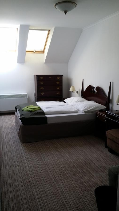 Opera Loft Rooms And Apartments Budapeste Exterior foto